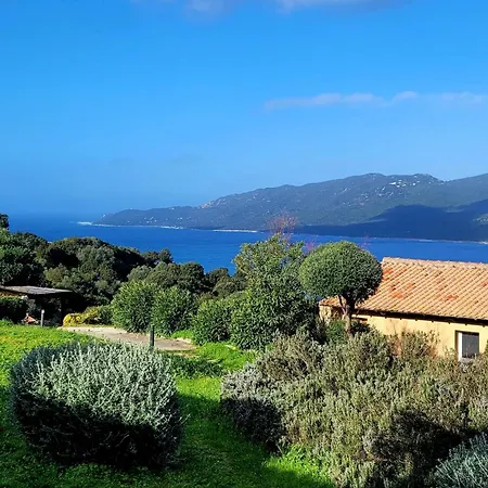 Mini Vue Et Wifi Dans Petite Résidence Avec Piscine Chauffée Villa