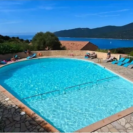 Mini-villa Mit Meerblick Und Wlan In Kleiner Residenz Mit Beheiztem Pool Villa *