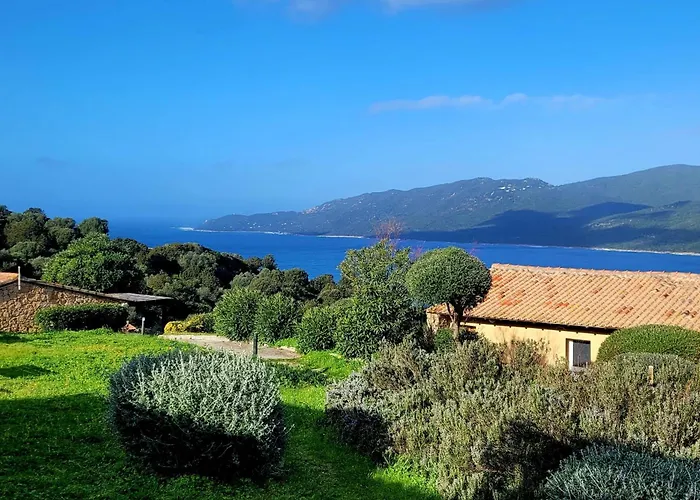 Mini-villa Mit Meerblick Und Wlan In Kleiner Residenz Mit Beheiztem Pool Villa