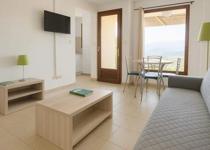 Mini-villa Mit Meerblick Und Wlan In Kleiner Residenz Mit Beheiztem Pool Villa Serra-di-Ferro (Corsica)