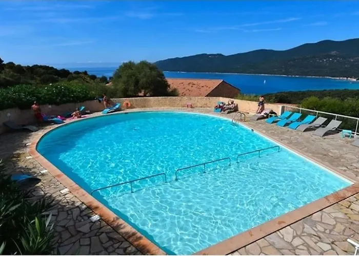 Mini Vue Et Wifi Dans Petite Résidence Avec Piscine Chauffée Villa *